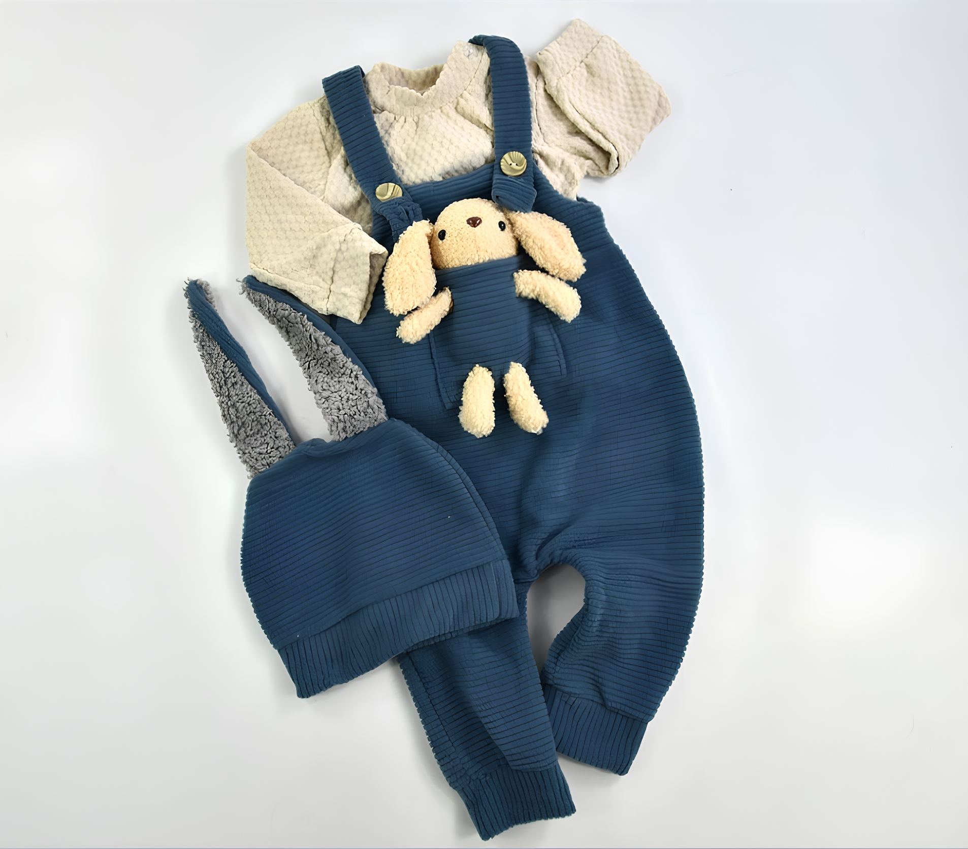 OYUNCAKLI ŞAPKALI KADİFE SALOPET BEBEK TAKIM-%100 Cotton Body, Kadife Salopet ,Kulak Detaylı Şapka