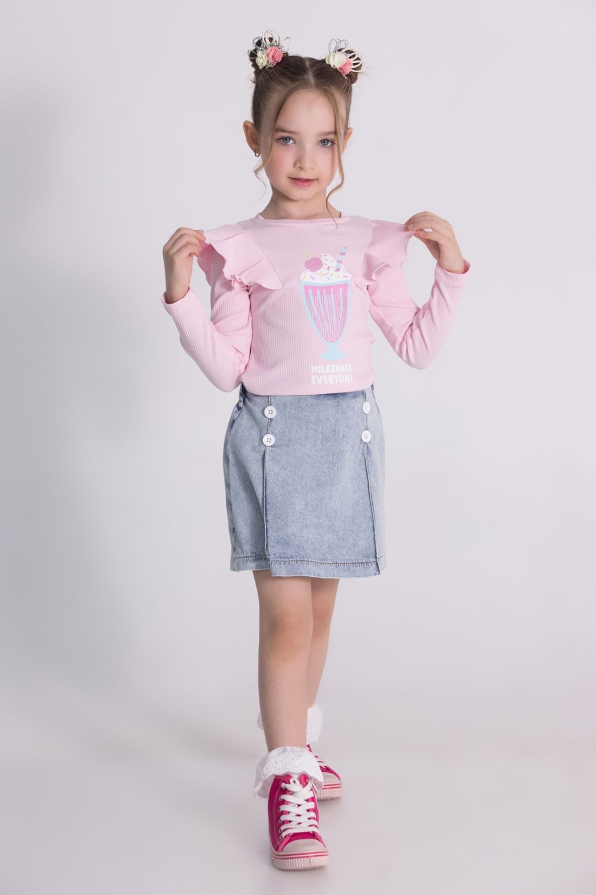 Çaren Kids- Kız Kot Şort Etekli 2’li Takım- Denim Şort Etek, Baskılı Kaşkorse Body 2’li Takım